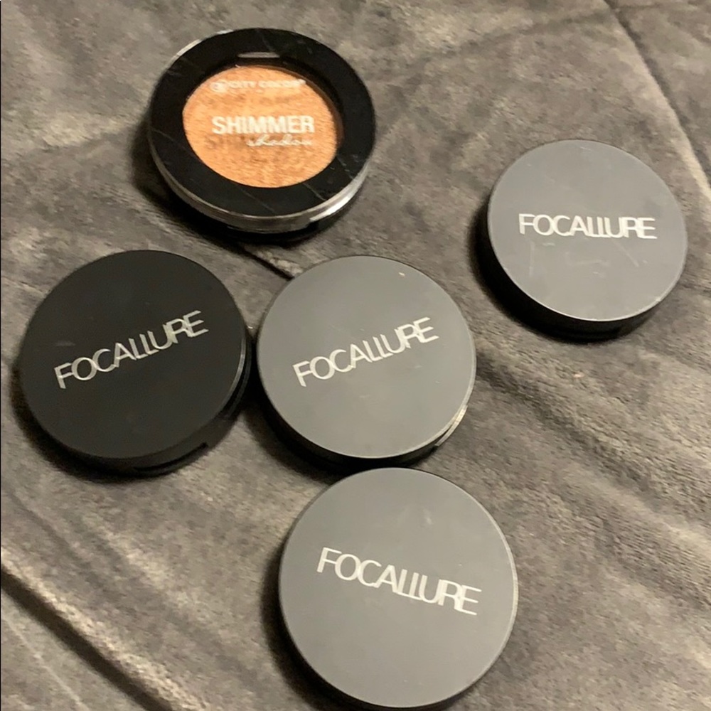 Eyeshadows - Picture 7 of 7